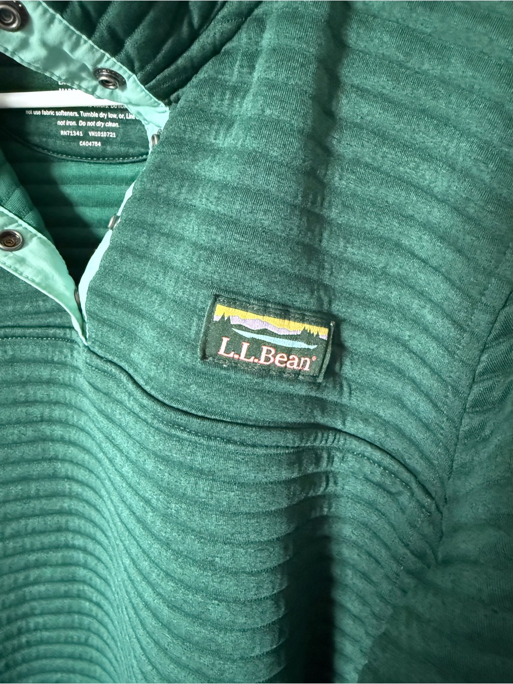 L.L. Bean Dark Green Quilted Pullover with Mint Trim - Picture 3 of 4